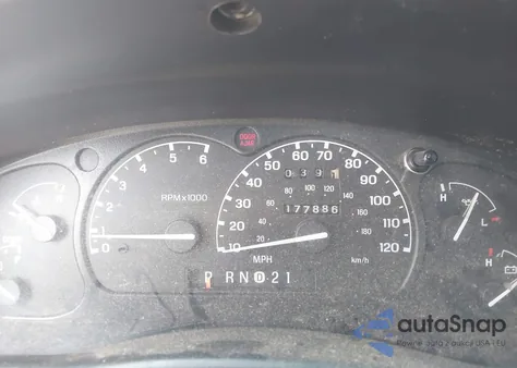 2000 Ford Explorer Sport from USA, damaged, VIN 1FMYU60E4YUA76990